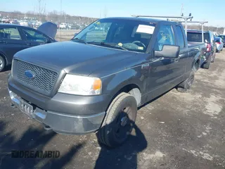 2005 Ford F-150 STX with VIN 1FTRX14W95NB07100, listed as a IAAI auction lot 41627990 with 381,000 mi miles. Bid and sale history available at carsss.com. Image 17.