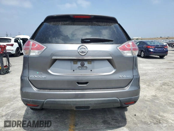 2016 Nissan Rogue SV z VIN KNMAT2MV7GP709331, wystawiony jako Copart lot #59436035 z przebiegiem 120 593 mil mil oraz Czysty tytuł • Clean title. Historia ofert i sprzedaży dostępna na DreamBid. Obrazek 6.