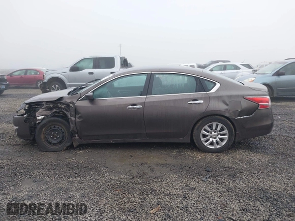 2015 Nissan Altima S with VIN 1N4AL3AP7FC421610, listed as a IAAI auction lot 41731181 with 50,422 mi miles and . Bid and sale history available at DreamBid. Image 15.