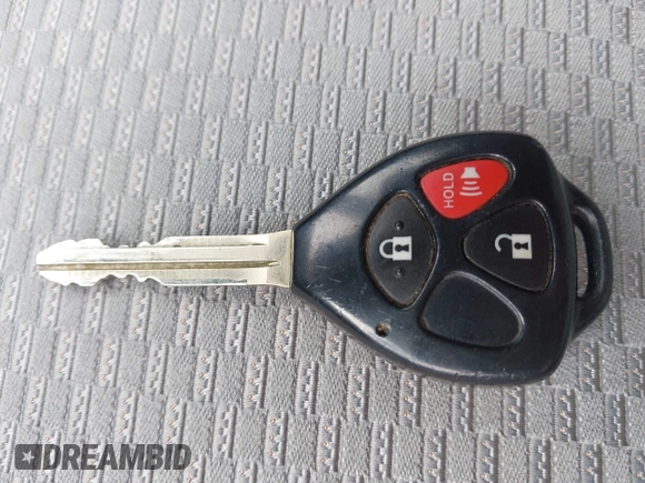 2008 Toyota RAV4 Limited with VIN JTMBD31V586066982, listed as a IAAI auction lot 42782340 with 113,616 mi miles and . Bid and sale history available at DreamBid. Image 11.