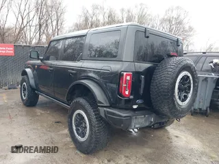 2022 Ford Bronco with VIN 1FMEE5DP7NLB44920, listed as a IAAI auction lot 41824834 with 55,254 mi miles. Bid and sale history available at carsss.com. Image 3.