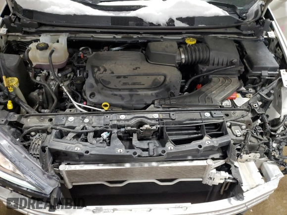 2020 Chrysler Pacifica Launch Edition z VIN 2C4RC3BG6LR290040, wystawiony jako Copart lot #88406525 z przebiegiem 38 670 mil mil oraz Szkoda całkowita • Salvage title. Historia ofert i sprzedaży dostępna na DreamBid. Obrazek 12.