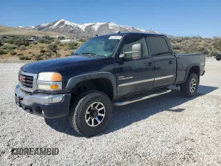 2005 GMC Sierra 2500HD SLE z VIN 1GTHK232X5F941546, wystawiony jako Copart lot #52755075 z przebiegiem 255 452 mil mil oraz Szkoda całkowita • Salvage title. Historia ofert i sprzedaży dostępna na DreamBid. Obrazek 1.