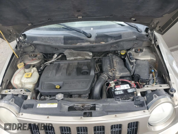 2007 Jeep Compass Sport with VIN 1J8FT47W17D141545, listed as a Copart auction lot 50924935 with 179,805 mi miles and Salvage Title. Bid and sale history available at carsss.com. Image 13.