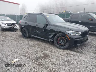 2022 BMW X5 xDrive40i with VIN 5UXCR6C05N9N12775, listed as a IAAI auction lot 42011660 with 92,790 mi miles. Bid and sale history available at carsss.com. Image 1.