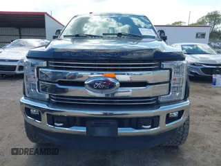 2018 Ford F-250 XL with VIN 1FT7W2BT0JEB59802, listed as a IAAI auction lot 42125940 with 73,654 mi miles and . Bid and sale history available at DreamBid. Image 12.
