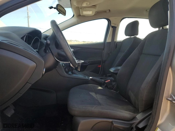 2015 Ford Focus SE with VIN 1FADP3F23FL289430, listed as a Copart auction lot 81246604 with 86,627 mi miles and Clean Title. Bid and sale history available at carsss.com. Image 7.