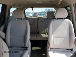 2016 Kia Sedona LX with VIN KNDMB5C16G6085320, listed as a Copart auction lot 51260455 with 142,034 mi miles and Salvage Title. Bid and sale history available at carsss.com. Image 10.