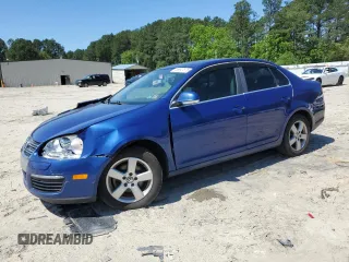 2008 Volkswagen Jetta SE с VIN 3VWRM71K68M198464, выставлен на аукционе Copart как лот 56947575 с пробегом 135 970 миль миль и Списание • Salvage title. История ставок и продаж доступна на DreamBid. Изображение 1.