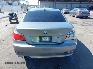 2008 BMW 5 Series 528i with VIN WBANU53598CT07043, listed as a IAAI auction lot 42030992 with 212,833 mi miles and . Bid and sale history available at carsss.com. Image 16.