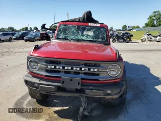 2021 Ford Bronco with VIN 1FMDE5BH1MLB00420, listed as a Copart auction lot 61452524 with 32,260 mi miles and Salvage Title. Bid and sale history available at DreamBid. Image 5.