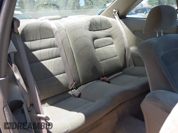 2000 Honda Accord LX z VIN 1HGCG2249YA009971, wystawiony jako IAAI lot #42521611 z przebiegiem 251 803 mil mil oraz . Historia ofert i sprzedaży dostępna na DreamBid. Obrazek 8.