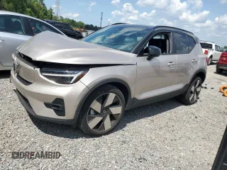 2023 Volvo XC40 Ultimate z VIN YV4ED3UM3P2013538, wystawiony jako Copart lot #57995485 z przebiegiem 24 189 mil mil oraz Szkoda całkowita • Salvage title. Historia ofert i sprzedaży dostępna na DreamBid. Obrazek 1.