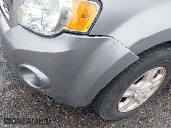2008 Ford Escape XLS with VIN 1FMCU92Z08KE45688, listed as a IAAI auction lot 42275426 with Not provided miles and . Bid and sale history available at DreamBid. Image 15.