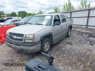 2004 Chevrolet Avalanche Z71 with VIN 3GNEK12T74G334998, listed as a IAAI auction lot 42144586 with 267,992 mi miles and . Bid and sale history available at DreamBid. Image 2.