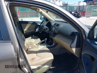2010 Toyota RAV4 Ltd with VIN JTMDK4DV0AD014466, listed as a IAAI auction lot 41834499 with 121,114 mi miles. Bid and sale history available at carsss.com. Image 5.
