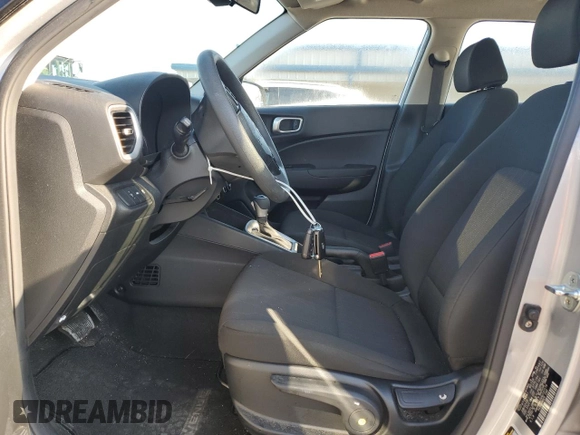 2022 Hyundai Venue SE with VIN KMHRB8A3XNU197179, listed as a Copart auction lot 50105935 with 21,350 mi miles and Salvage Title. Bid and sale history available at DreamBid. Image 7.
