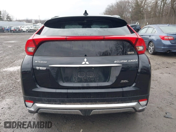 2018 Mitsubishi Eclipse Cross SE z VIN JA4AT5AA3JZ050947, wystawiony jako IAAI lot #41837556 z przebiegiem 42 698 mil mil oraz . Historia ofert i sprzedaży dostępna na DreamBid. Obrazek 16.