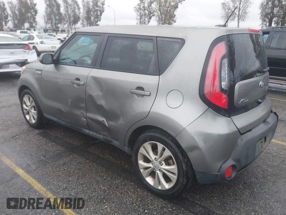 2015 Kia Soul + with VIN KNDJP3A51F7189253, listed as a IAAI auction lot 41773480 with 1 mi miles. Bid and sale history available at carsss.com. Image 3.