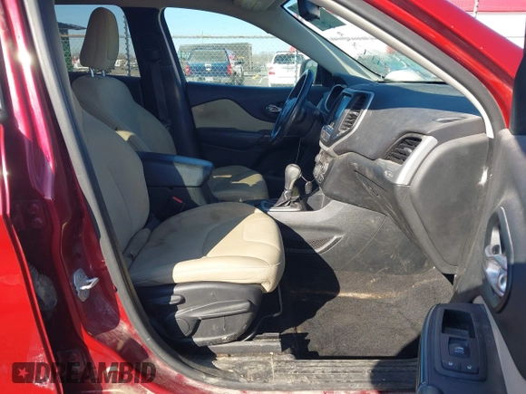 2015 Jeep Cherokee Latitude with VIN 1C4PJLCB4FW730607, listed as a IAAI auction lot 41738845 with 202,216 mi miles and . Bid and sale history available at DreamBid. Image 5.