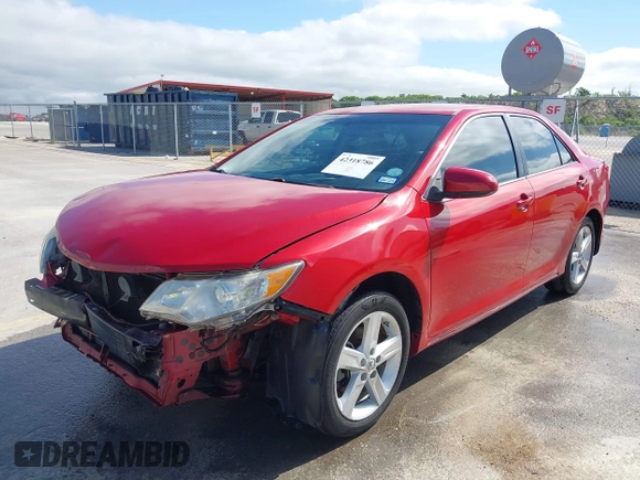 2012 Toyota Camry L z VIN 4T1BF1FK4CU555029, wystawiony jako IAAI lot #42318786 z przebiegiem 160 809 mil mil oraz . Historia ofert i sprzedaży dostępna na DreamBid. Obrazek 18.