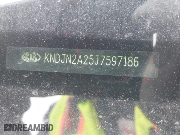 2018 Kia Soul with VIN KNDJN2A25J7597186, listed as a IAAI auction lot 41421770 with 283,072 mi miles. Bid and sale history available at carsss.com. Image 9.