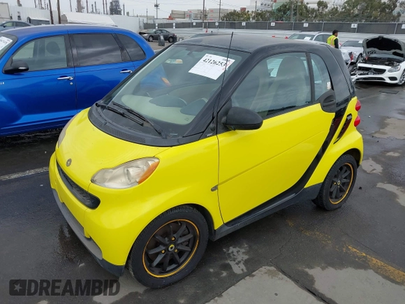 2008 Smart fortwo Pure with VIN WMEEJ31X68K189139, listed as a IAAI auction lot 42126253 with 54,767 mi miles and . Bid and sale history available at DreamBid. Image 2.