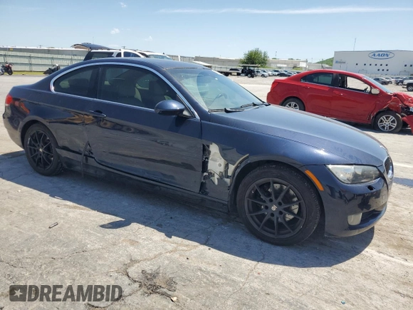 2008 BMW 3 Series 328xi z VIN WBAWC33558PD08407, wystawiony jako Copart lot #54255975 z przebiegiem 158 970 mil mil oraz Szkoda całkowita • Salvage title. Historia ofert i sprzedaży dostępna na DreamBid. Obrazek 4.
