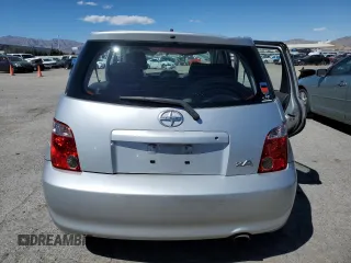 2006 Scion xA z VIN JTKKT624460167465, wystawiony jako Copart lot #51004434 z przebiegiem 73 959 mil mil oraz Nie do naprawy. Historia ofert i sprzedaży dostępna na DreamBid. Obrazek 6.