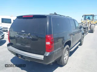 2007 Chevrolet Suburban LTZ with VIN 3GNFK16307G242439, listed as a IAAI auction lot 41860044 with 96,390 mi miles. Bid and sale history available at carsss.com. Image 5.