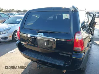 2008 Toyota 4Runner SR5 with VIN JTEZU14R58K011372, listed as a IAAI auction lot 41470371 with 189,359 mi miles. Bid and sale history available at carsss.com. Image 17.