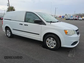 2014 Ram Cargo Van Tradesman with VIN 2C4JRGAG5ER204899, listed as a Copart auction lot 50338105 with 129,284 mi miles and Clean Title. Bid and sale history available at carsss.com. Image 4.