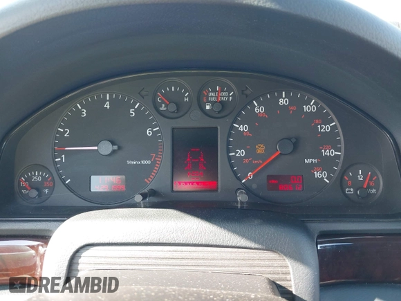 2001 Audi A4 с VIN WAUDH68DX1A084213, выставлен на аукционе IAAI как лот 42056884 с пробегом 80 612 миль миль и . История ставок и продаж доступна на DreamBid. Изображение 7.