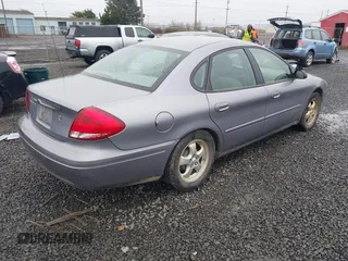 2006 Ford Taurus SE with VIN 1FAFP53U26A233114, listed as a IAAI auction lot 41850941 with 189,782 mi miles. Bid and sale history available at carsss.com. Image 4.