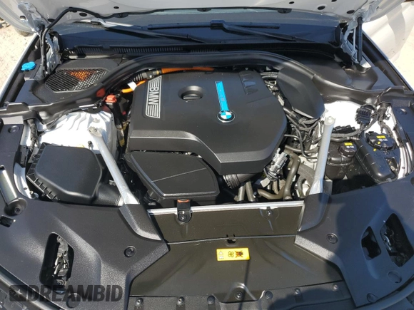 2019 BMW 5 Series 530e xDrive with VIN WBAJB1C5XKB377094, listed as a Copart auction lot 49153035 with 53,370 mi miles and Clean title. Bid and sale history available at DreamBid. Image 11.