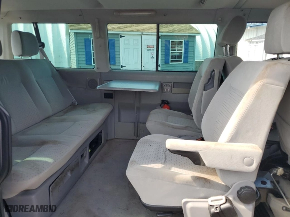 2003 Volkswagen EuroVan MV with VIN WV2MB47023H044047, listed as a Copart auction lot 71014624 with 189,485 mi miles and Clean Title. Bid and sale history available at carsss.com. Image 11.