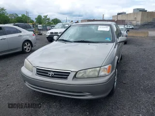 2001 Toyota Camry CE z VIN 4T1BG22K01U028448, wystawiony jako IAAI lot #42324384 z przebiegiem 190 325 mil mil oraz . Historia ofert i sprzedaży dostępna na DreamBid. Obrazek 6.