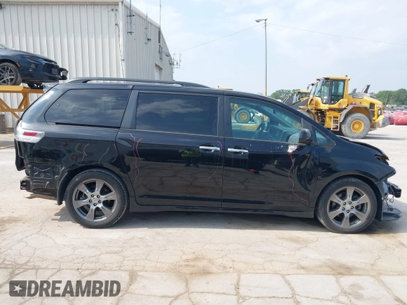 2017 Toyota Sienna SE with VIN 5TDXZ3DC4HS840494, listed as a IAAI auction lot 42418699 with 90,197 mi miles and . Bid and sale history available at DreamBid. Image 14.