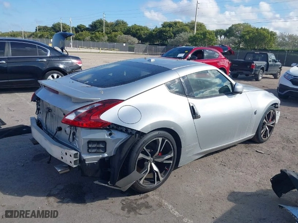 2020 Nissan 370Z Coupe Sport Touring with VIN JN1AZ4EH2LM821391, listed as a IAAI auction lot 41441595 with 31726 miles. Bid and sale history available at carsss.com. Image 4.