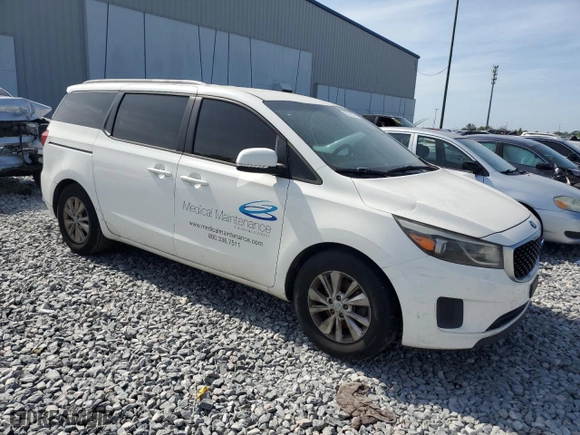 2015 Kia Sedona LX with VIN KNDMB5C17F6027845, listed as a Copart auction lot 53519545 with 219,192 mi miles and Clean Title. Bid and sale history available at carsss.com. Image 4.