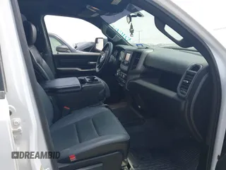 2022 Ram 1500 Tradesman с VIN 1C6SRFGT7NN283080, выставлен на аукционе IAAI как лот 42114850 с пробегом 117 762 миль миль и . История ставок и продаж доступна на DreamBid. Изображение 5.
