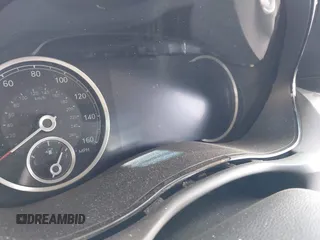2025 Genesis GV70 2.5T z VIN KMUMADTB1SU203605, wystawiony jako IAAI lot #42385674 z przebiegiem Nie podano mil oraz . Historia ofert i sprzedaży dostępna na DreamBid. Obrazek 14.