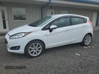 2016 Ford Fiesta SE z VIN 3FADP4EJ1GM157832, wystawiony jako Copart lot #55587405 z przebiegiem 83 792 mil mil oraz Szkoda całkowita • Salvage title. Historia ofert i sprzedaży dostępna na DreamBid. Obrazek 1.