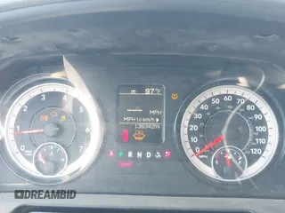 2017 Ram 1500 Tradesman с VIN 3C6JR6DG8HG703025, выставлен на аукционе IAAI как лот 42327716 с пробегом 136 342 миль миль и . История ставок и продаж доступна на DreamBid. Изображение 7.