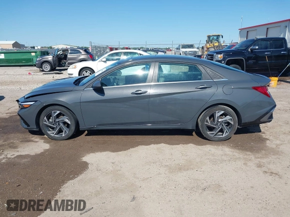 2024 Hyundai Elantra SEL с VIN KMHLS4DG2RU724506, выставлен на аукционе IAAI как лот 42285045 с пробегом 37 998 миль миль и . История ставок и продаж доступна на DreamBid. Изображение 14.