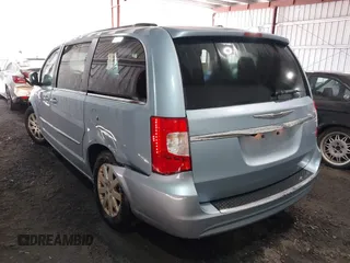 2013 Chrysler Town & Country Touring with VIN 2C4RC1BG3DR573565, listed as a IAAI auction lot 42083562 with 94,828 mi miles. Bid and sale history available at carsss.com. Image 3.