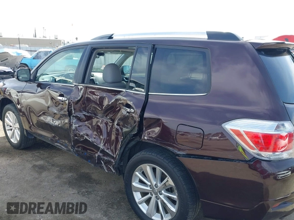 2011 Toyota Highlander Hybrid Limited with VIN JTEDC3EH4B2003768, listed as a IAAI auction lot 41765885 with 169,289 mi miles. Bid and sale history available at carsss.com. Image 14.