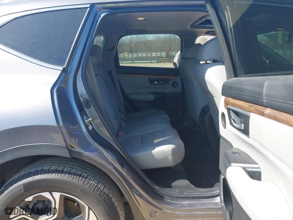 2019 Honda CR-V Touring with VIN 7FARW1H98KE007592, listed as a IAAI auction lot 41711030 with 58,118 mi miles. Bid and sale history available at carsss.com. Image 8.