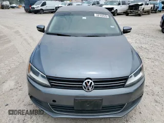 2014 Volkswagen Jetta TDI w/Premium with VIN 3VWLL7AJ9EM267112, listed as a Copart auction lot 58163545 with 106,367 mi miles and Clean title. Bid and sale history available at DreamBid. Image 5.
