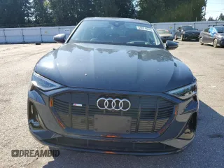 2021 Audi e-tron Sportback Prestige z VIN WA13AAGE8MB037626, wystawiony jako Copart lot #69024824 z przebiegiem 21 649 mil mil oraz Szkoda całkowita • Salvage title. Historia ofert i sprzedaży dostępna na DreamBid. Obrazek 5.